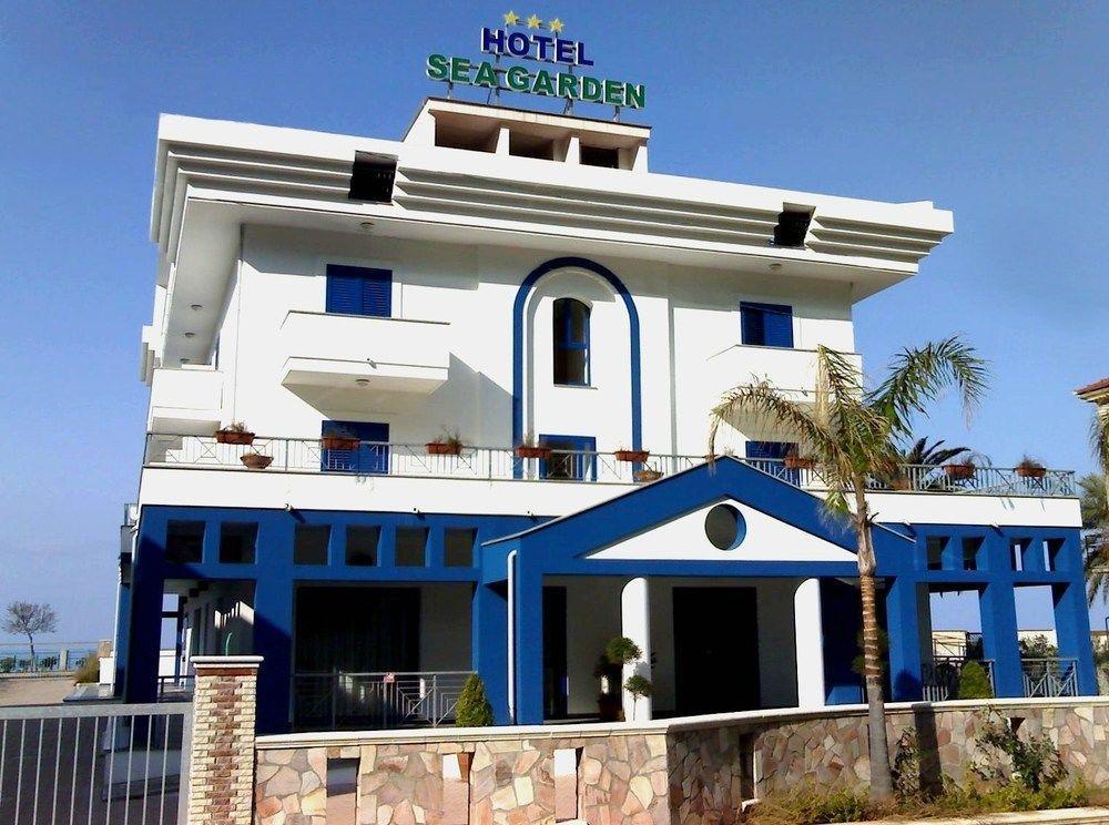 Sea Garden Hotel Acquappesa Luaran gambar